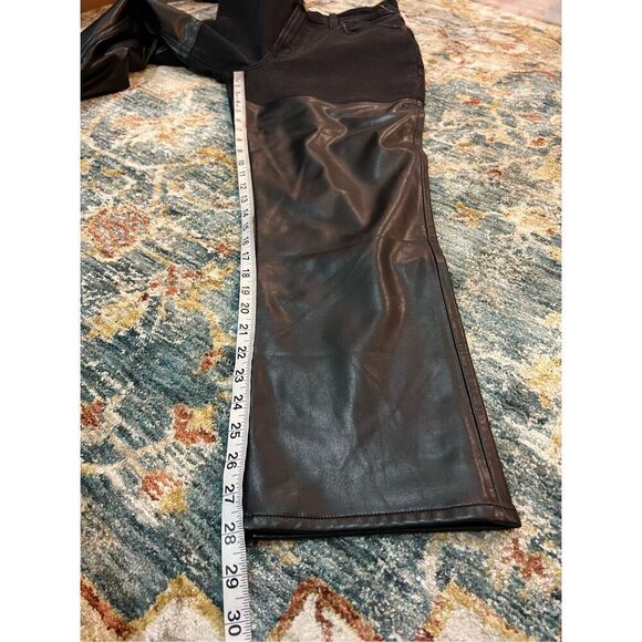 Abercrombie & Fitch NWT 90s Straight High Rise Jeans Faux Leather sz 29 / 8S - Picture 7 of 9